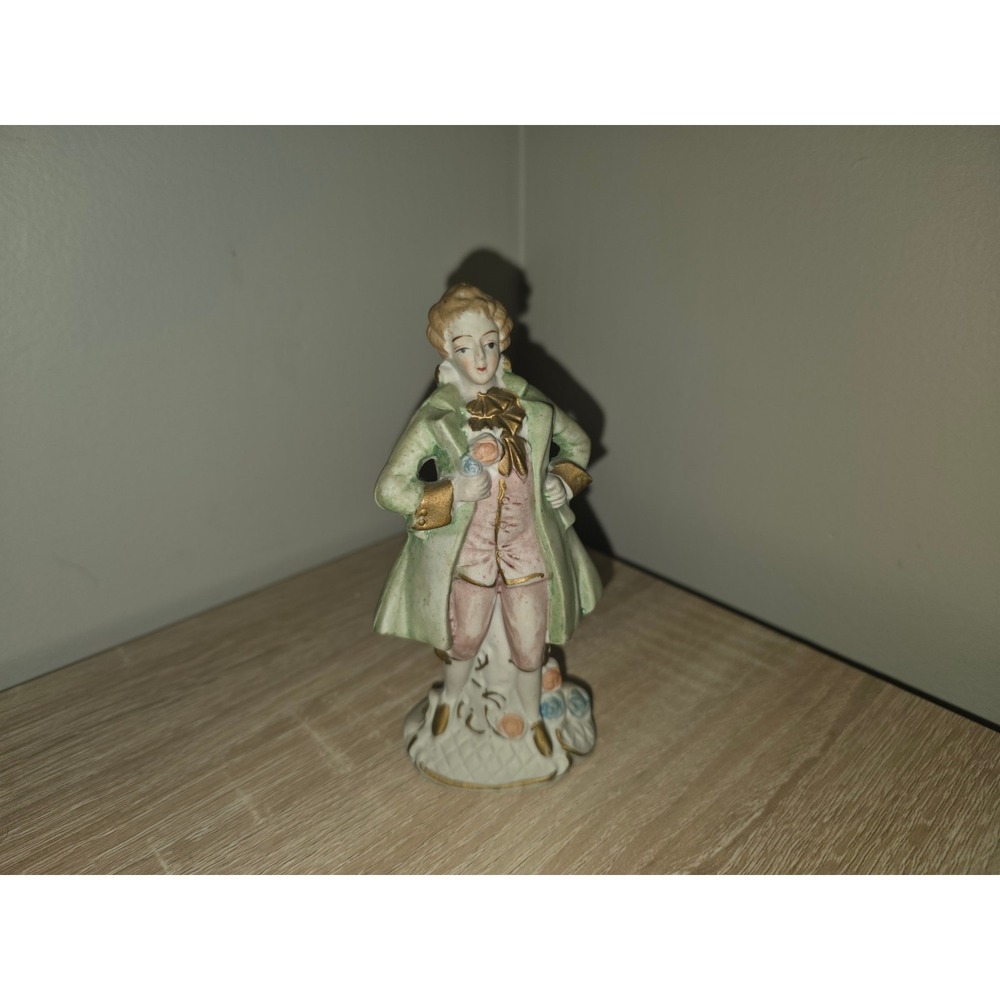 Vintage‎ Occupied Japan Porcelain Colonial Gentleman Figurine Green Gold Pink